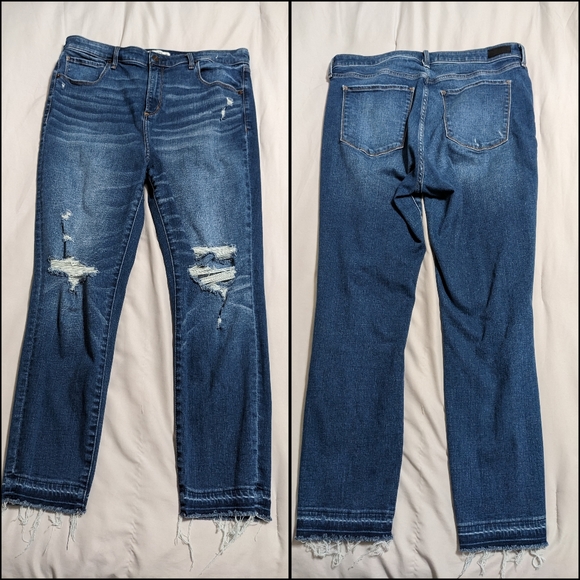SOLD Abercrombie and Fitch The Super Skinny Ankle High Rise Ripped Jeans - Picture 2 of 5